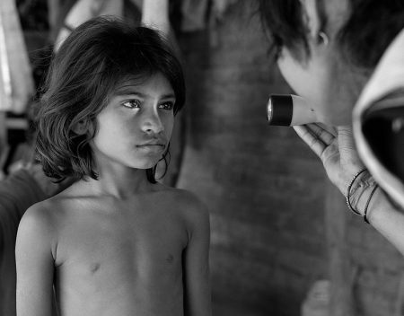 Child getting eyes checked