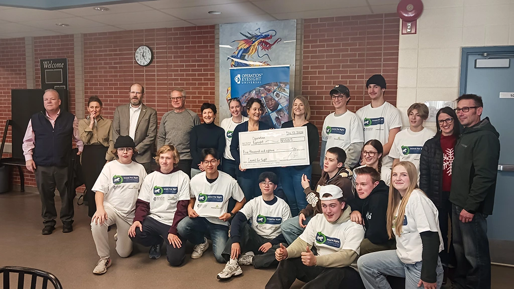 Students present fundraiser cheque to Operation Eyesight
